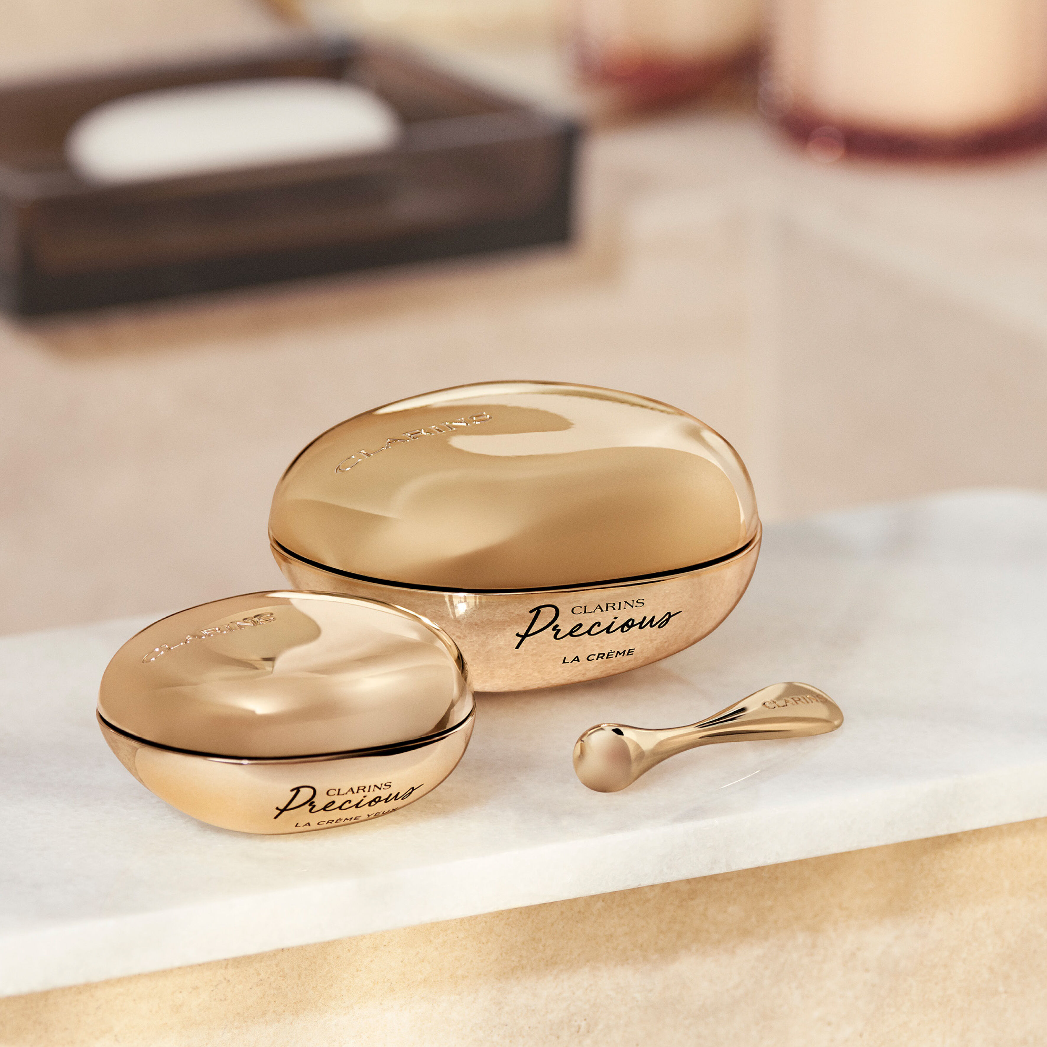 Precious La Crème Age-Defying Moisturizer | CLARINS®