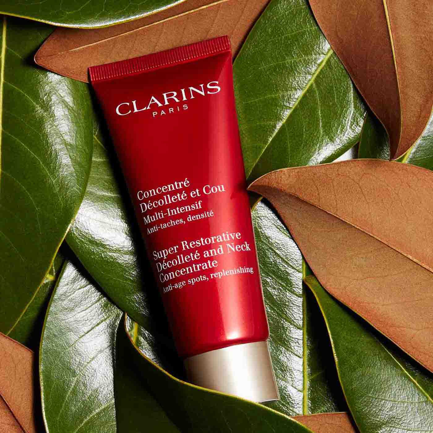 Super Restorative Décolleté and Neck Concentrate | CLARINS®