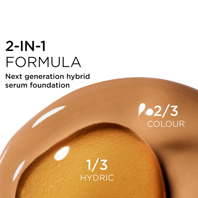 Focus on the mix of two textures: serum and foundation in Clarins' serum foundation powered formula for next-gen coverage