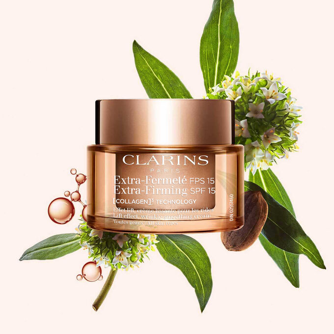 Plan produit de la Cr&egrave;me Extra-Firming Jour de Clarins avec SPF, avec mitracarpus, graine de p&eacute;can et mol&eacute;cule de collag&egrave;ne