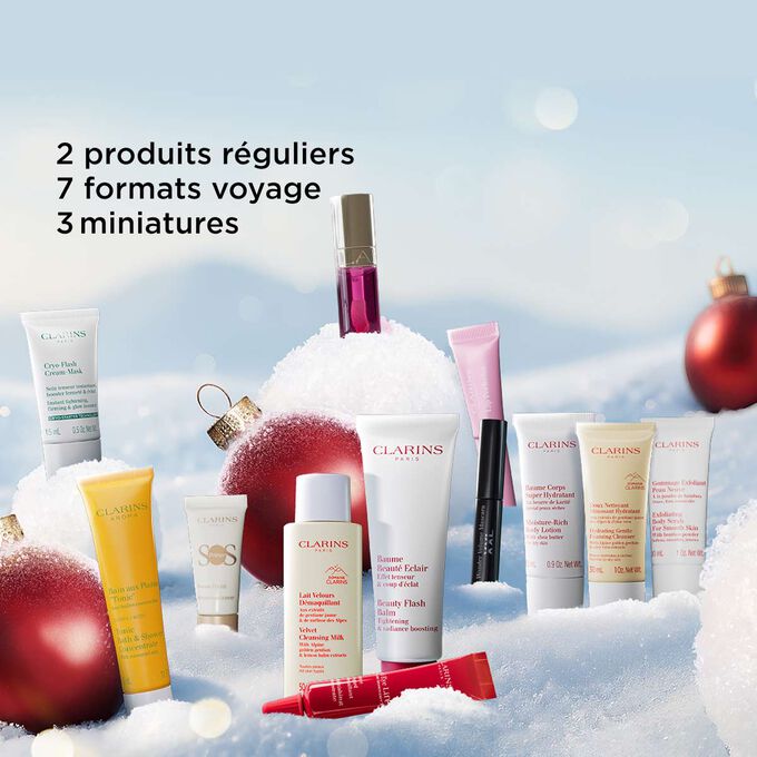 Packshot af 12 Days Makeup julekalender med 2 produkter i fuld størrelse, 7 prøvestørrelser og 3 minis fra Clarins' essentials sortiment