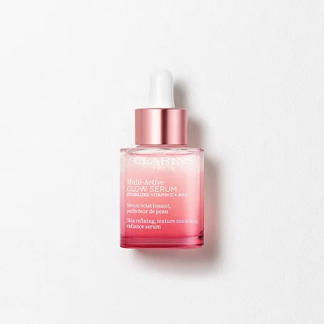 Multi-Active ​GLOW SERUM​ packshot, that instantly brighten and smooth skin texture