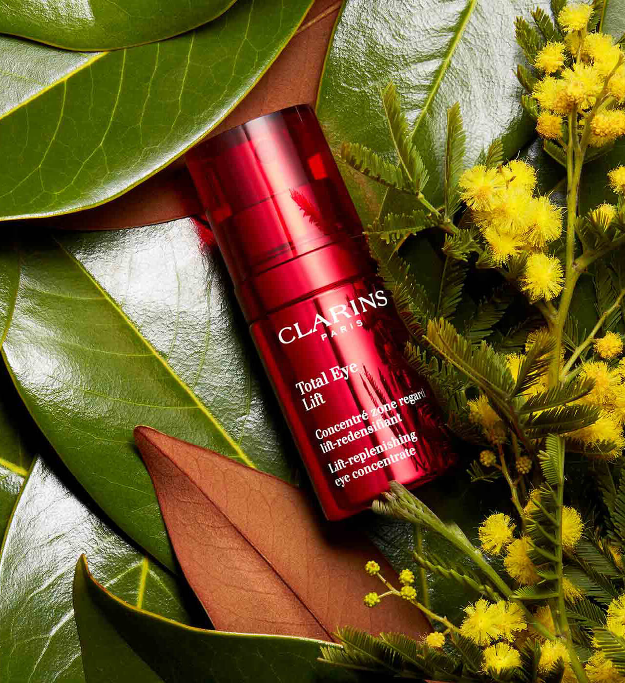 How is the latest Clarins innovation revolutionizing the eye area?